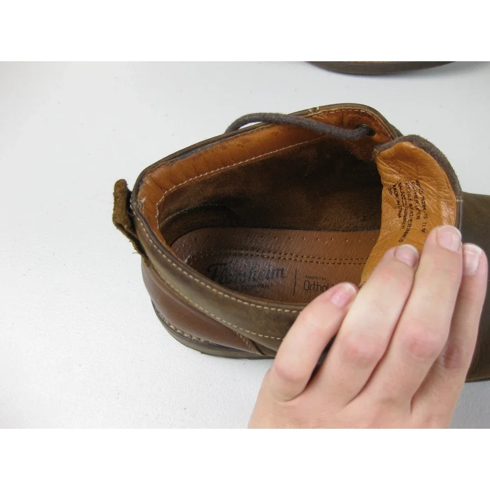 Florsheim Lodge Chukka Boots Men's (11) Brown Crazy Horse Oil Treated Leather